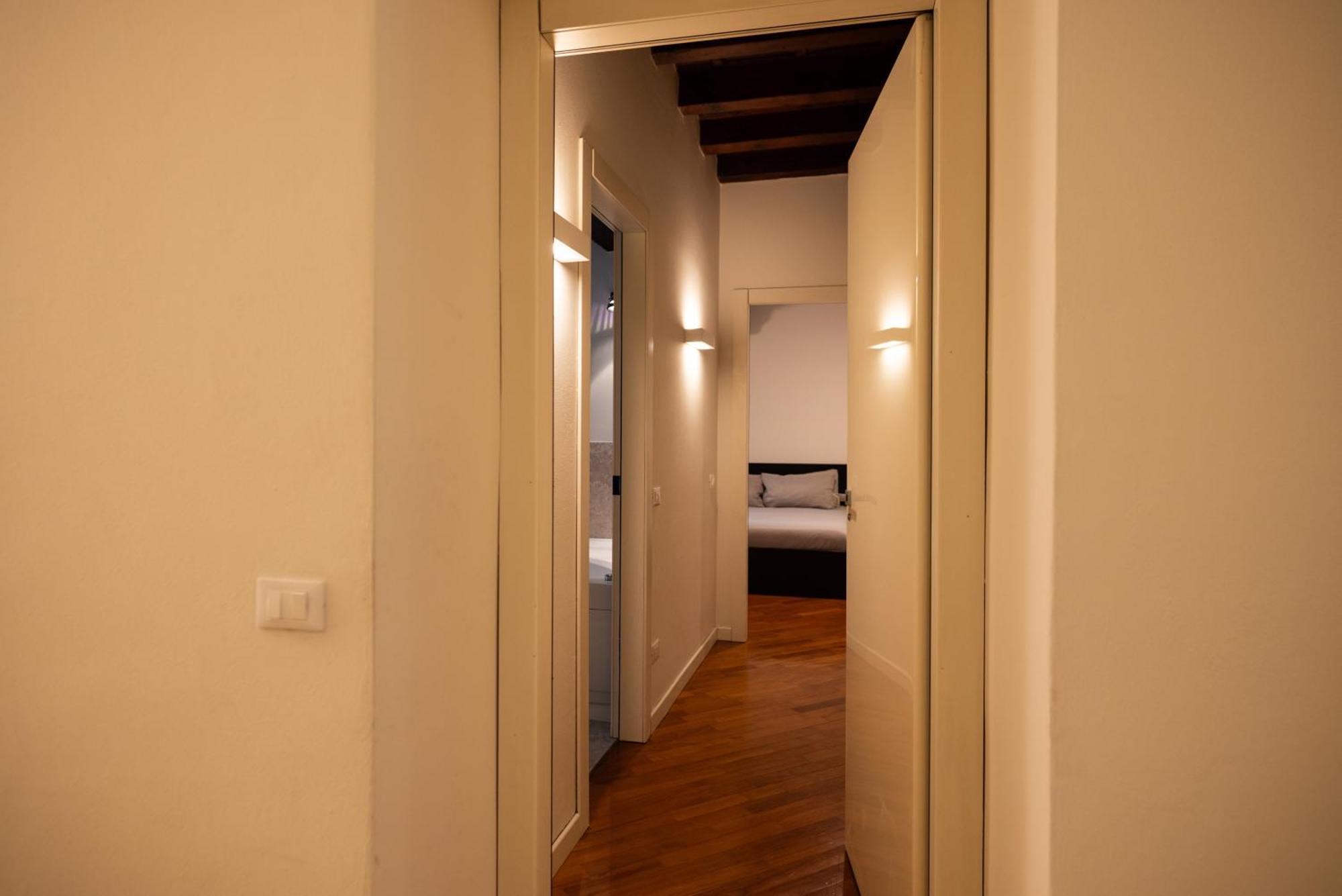 Suite N7 - Rifugio D'Epoca Con Posto Auto Brescia Exterior foto